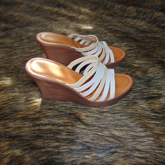Toscanella Shoes - Toscanella Wedges (9M)